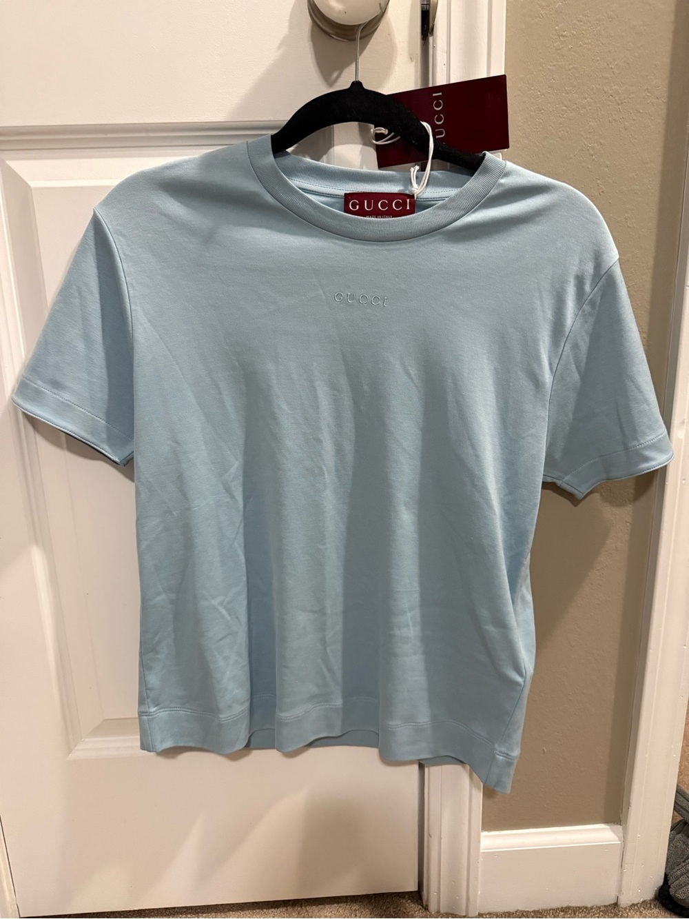 🆕 100% Authentic Gucci Light Blue Short-Sleeve Crewneck Tee